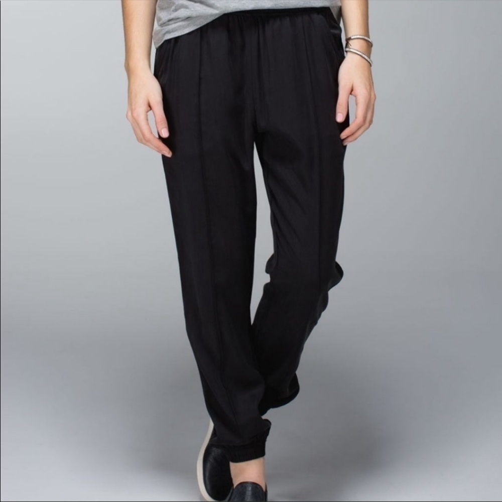 Lululemon Mat To Street Pant Black size 6 - Picture 2 of 13